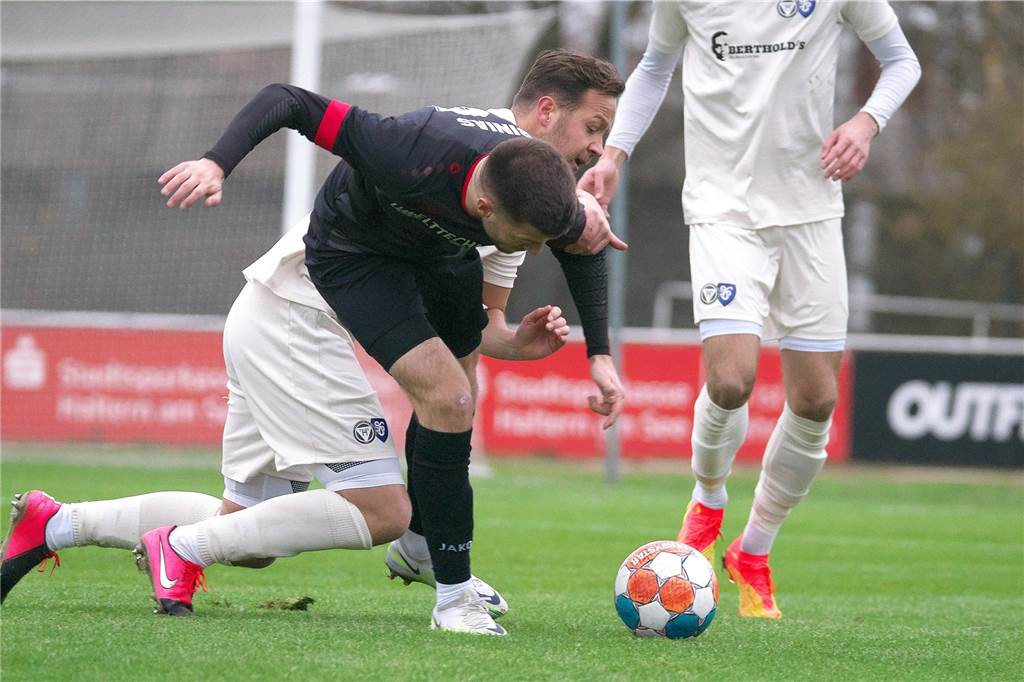 In einem hart umkämpften Spiel unterlag der TuS Haltern am See der Spvgg. Erkenschwick mit 0:3.