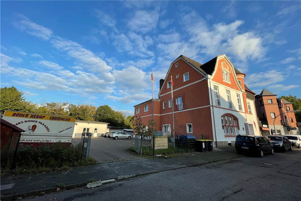 Moschee-Pläne: Anwohner sorgen sich ums Parken, Facebooker ums große Ganze In einem Hinterhof auf der Vinckestraße in Ickern ist die DiTiB-Moschee-Gemeinde seit Jahren zu Hause.