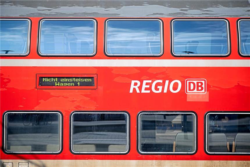 Streit im Regionalexpress eskaliert: Mann zückt Cuttermesser In einem Regionalexpress auf dem Weg von Münster nach Recklinghausen eskalierte der Streit zwischen zwei Männern (Symbolbild).