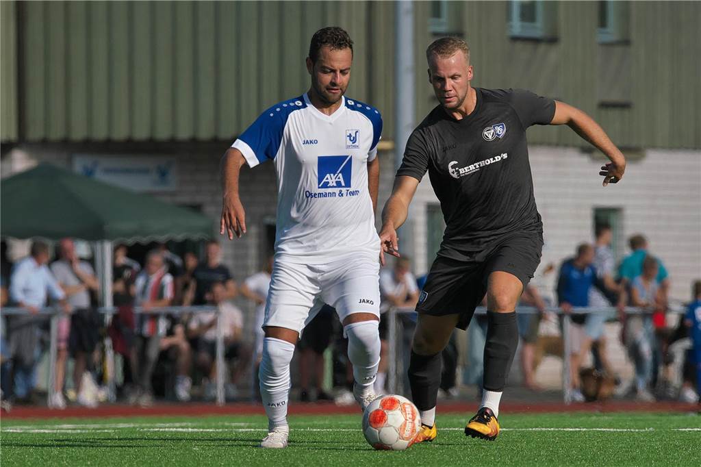 In einem spannenden Finale verteidigte der TuS Haltern am See seinen Stadtmeister-Titel dank eines 2:1-Sieges gegen Ausrichter TuS Sythen.