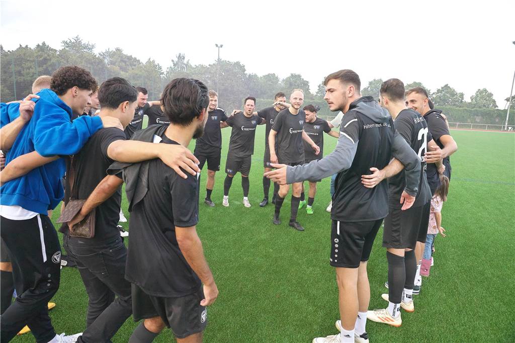 In einem spannenden Finale verteidigte der TuS Haltern am See seinen Stadtmeister-Titel dank eines 2:1-Sieges gegen Ausrichter TuS Sythen.