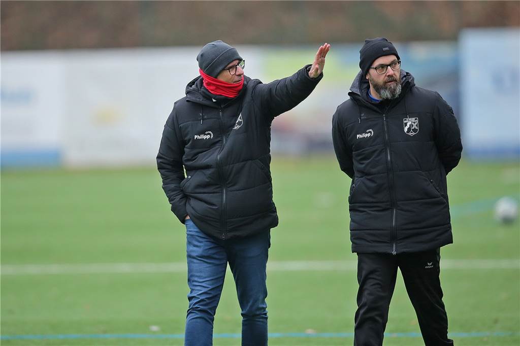 Wacker Obercastrop gegen Lüner SV: Über 60 Fotos vom rasanten Testspiel In einem Testspiel setzte sich der SV Wacker Obercastrop nach einem 0:1-Rückstand mit 3:1 gegen den Lüner SV durch.