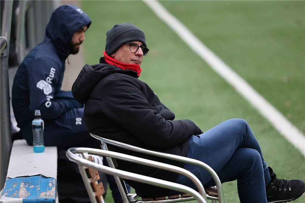 Wacker Obercastrop gegen Lüner SV: Über 60 Fotos vom rasanten Testspiel In einem Testspiel setzte sich der SV Wacker Obercastrop nach einem 0:1-Rückstand mit 3:1 gegen den Lüner SV durch.
