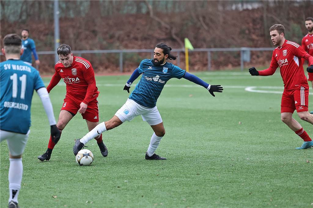 Wacker Obercastrop gegen Lüner SV: Über 60 Fotos vom rasanten Testspiel In einem Testspiel setzte sich der SV Wacker Obercastrop nach einem 0:1-Rückstand mit 3:1 gegen den Lüner SV durch.