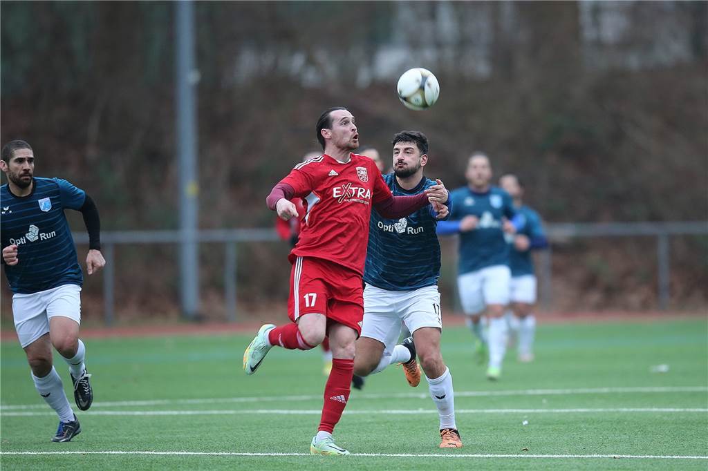 Wacker Obercastrop gegen Lüner SV: Über 60 Fotos vom rasanten Testspiel In einem Testspiel setzte sich der SV Wacker Obercastrop nach einem 0:1-Rückstand mit 3:1 gegen den Lüner SV durch.