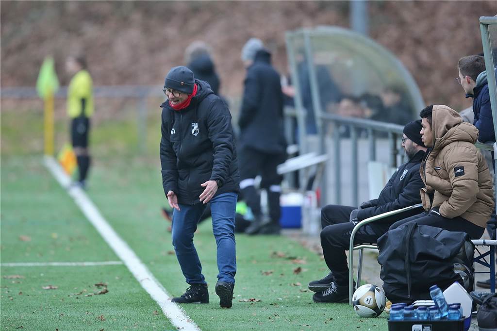 Wacker Obercastrop gegen Lüner SV: Über 60 Fotos vom rasanten Testspiel In einem Testspiel setzte sich der SV Wacker Obercastrop nach einem 0:1-Rückstand mit 3:1 gegen den Lüner SV durch.