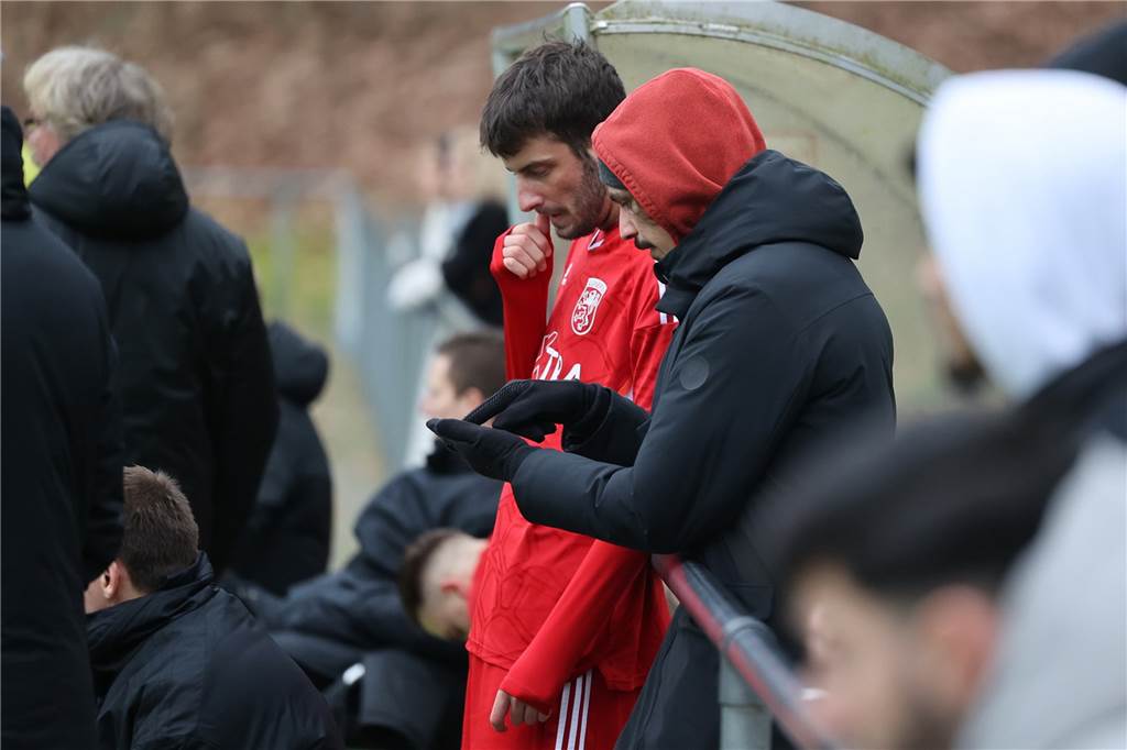 Wacker Obercastrop gegen Lüner SV: Über 60 Fotos vom rasanten Testspiel In einem Testspiel setzte sich der SV Wacker Obercastrop nach einem 0:1-Rückstand mit 3:1 gegen den Lüner SV durch.
