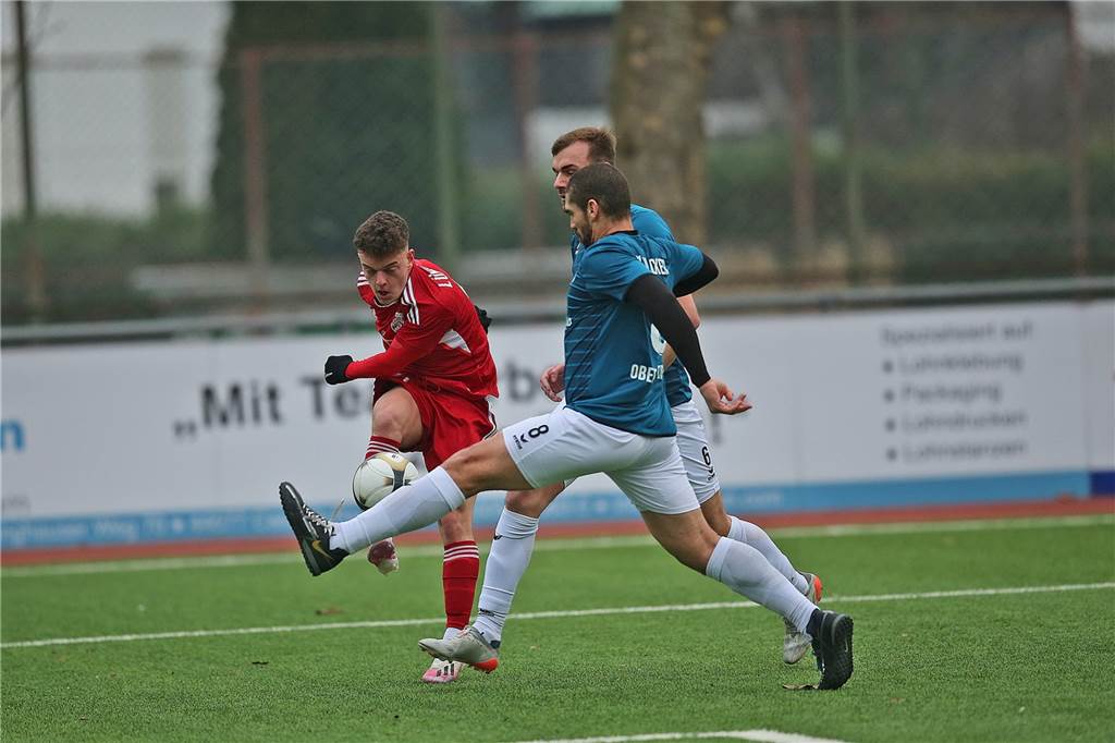 Wacker Obercastrop gegen Lüner SV: Über 60 Fotos vom rasanten Testspiel In einem Testspiel setzte sich der SV Wacker Obercastrop nach einem 0:1-Rückstand mit 3:1 gegen den Lüner SV durch.
