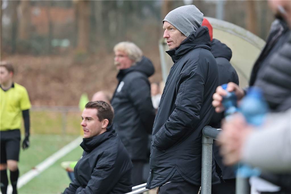Wacker Obercastrop gegen Lüner SV: Über 60 Fotos vom rasanten Testspiel In einem Testspiel setzte sich der SV Wacker Obercastrop nach einem 0:1-Rückstand mit 3:1 gegen den Lüner SV durch.
