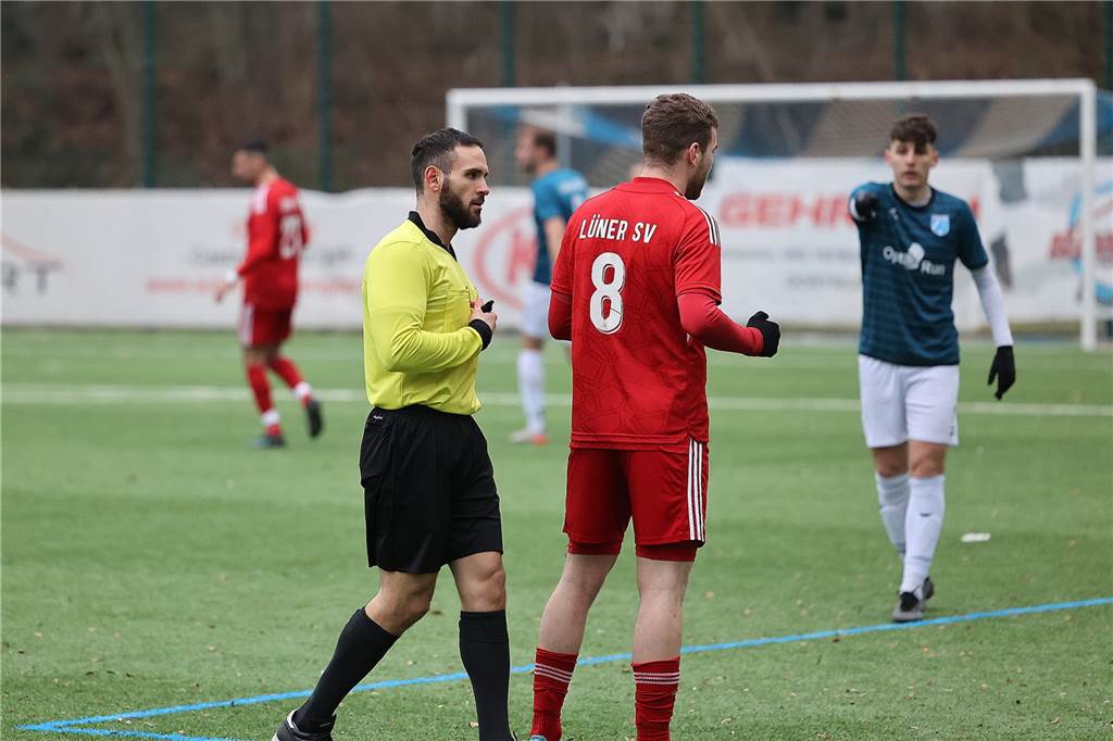 Wacker Obercastrop gegen Lüner SV: Über 60 Fotos vom rasanten Testspiel In einem Testspiel setzte sich der SV Wacker Obercastrop nach einem 0:1-Rückstand mit 3:1 gegen den Lüner SV durch.