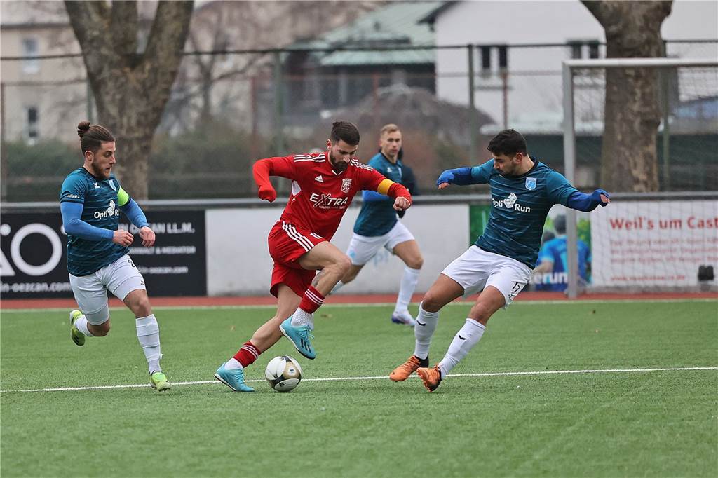 Wacker Obercastrop gegen Lüner SV: Über 60 Fotos vom rasanten Testspiel In einem Testspiel setzte sich der SV Wacker Obercastrop nach einem 0:1-Rückstand mit 3:1 gegen den Lüner SV durch.