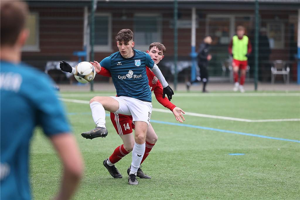 Wacker Obercastrop gegen Lüner SV: Über 60 Fotos vom rasanten Testspiel In einem Testspiel setzte sich der SV Wacker Obercastrop nach einem 0:1-Rückstand mit 3:1 gegen den Lüner SV durch.
