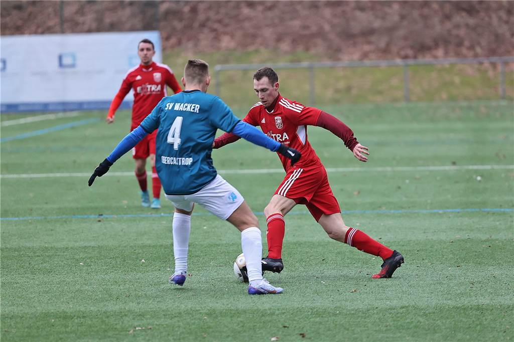 Wacker Obercastrop gegen Lüner SV: Über 60 Fotos vom rasanten Testspiel In einem Testspiel setzte sich der SV Wacker Obercastrop nach einem 0:1-Rückstand mit 3:1 gegen den Lüner SV durch.