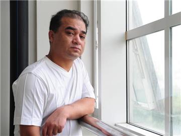 In einem ungewöhnlich harten Urteil ist in China der uigurische Bürgerrechtler Ilham Tohti zu lebenslanger Haft verurteilt worden. Foto: Frederic J. Brown/Archiv