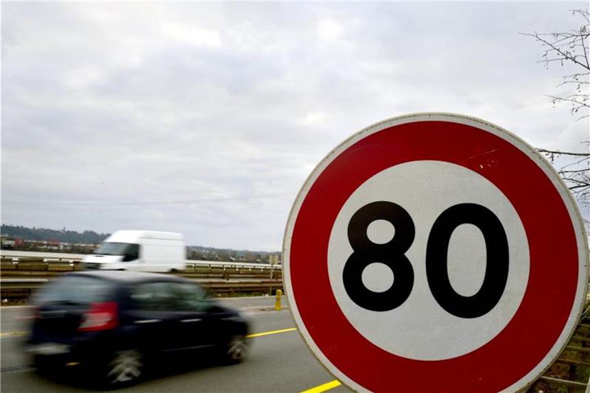 In Frankreich geblitzt worden? Länder wie Frankreich, Holland oder Italien versenden Bußgeldbescheide sogar in deutscher Sprache nach Deutschland. Foto: Nicolas Tucat
