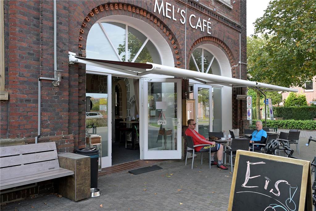 Eiscafé „Il Gelato“ bleibt geöffnet: Betreiberin denkt noch nicht an Winterpause In Mel's Café in Herbern gibt es das ganze Jahr hindurch frisches selbst gemachtes Eis.