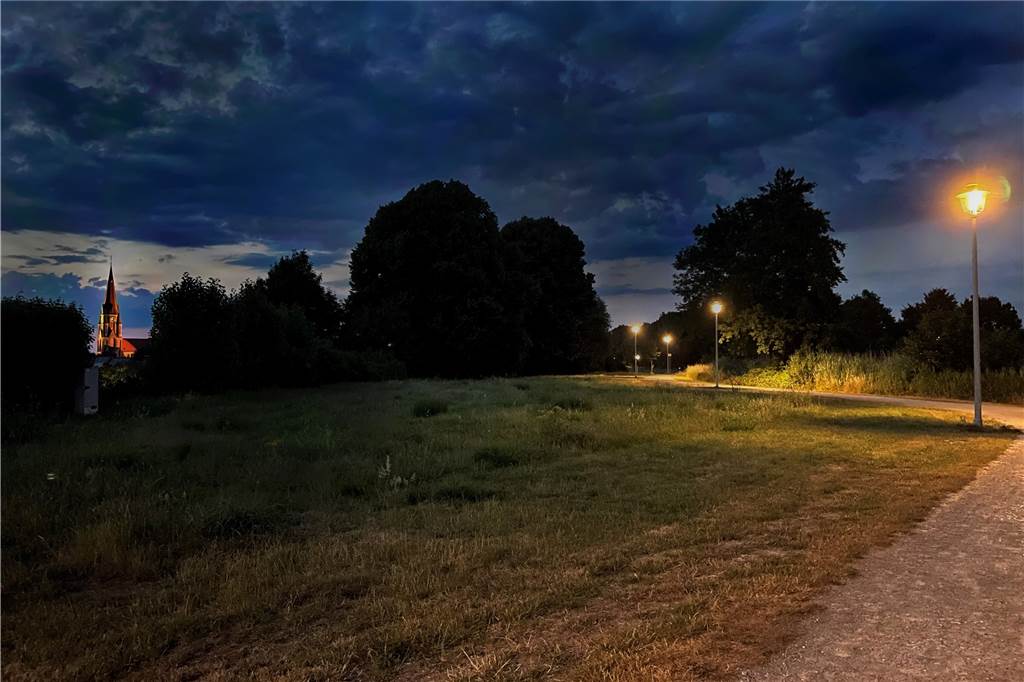Alternativen zu Öl und Gas: In Nordkirchen und Olfen gibt es Tipps In Olfen soll unter anderem die sonst beleuchtete Joggingstrecke nur noch eingeschränkt Licht bekommen.