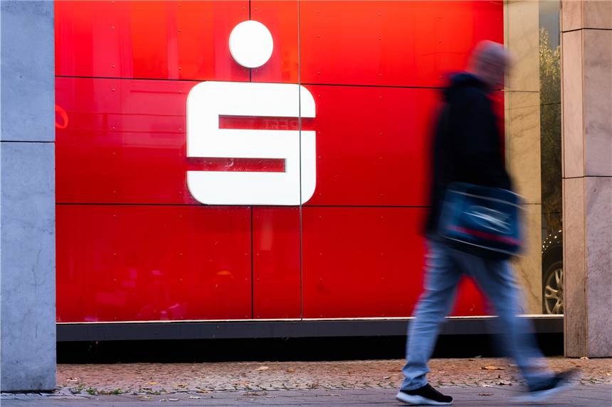 In Ottenstein wird es ab Januar nur noch ein Selbstbedienungs-Angebot der Sparkasse geben.