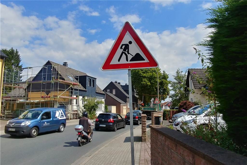 Abkürzung für Schürener Baustellen sorgt für Unmut bei Anliegern In Schüren gibt es viele Baustellen. Manche Autofahrer suchen sich inzwischen Schleichwege, um ans Ziel zu kommen.