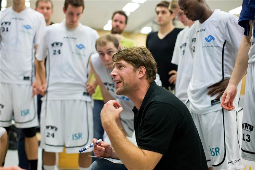 UBC mit hohen Ansprüchen - und Neuzugang Henrichs In seine dritte Spielzeit startet Philipp Kappenstein am 13. September als Trainer beim UBC Münster. Am 1. August steigt der Regionalligist in die Vorbereitung ein. Mit dabei ist dann auch Neuzugang Aaron Henrichs.