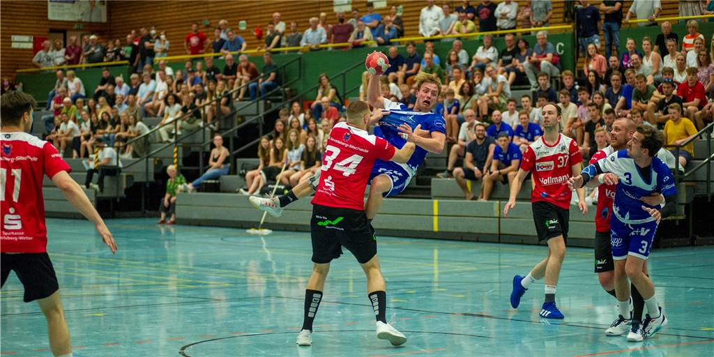 Klassenerhalt: Der HSC Haltern-Sythen spielt auch kommende Saison in der Oberliga In seinem letzten Heimspiel für den HSC Haltern-Sythen traf Jan-Bernd Kruth sechs Mal. Am Ende konnte er mit seinem Team den Oberliga-Klassenerhalt feiern.
