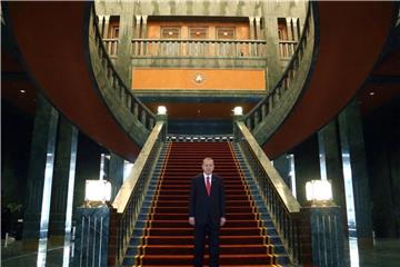 In seinem Palast mit 1000 Zimmern: Präsident Recep Tayyip Erdogan. Foto: Str/EPA