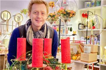 In seiner exklusiven Weihnachtskolumne gibt Halterns Star-Florist Björn Kroner Deko-Tipps für die Festtage. 