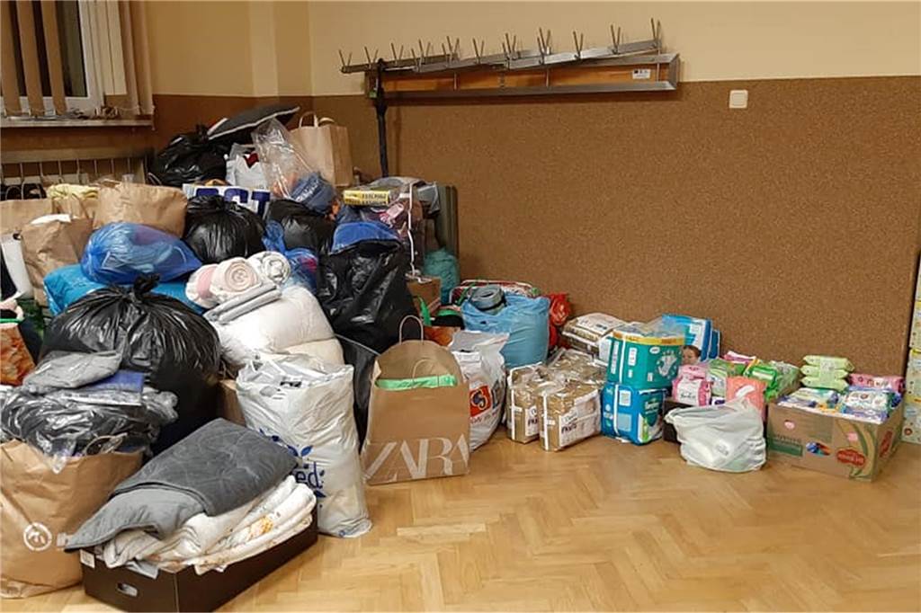 Städtepartnerschaftsverein Selm: Gelungenes Konzert und Ukraine im Herzen In Selms polnischer Partnerstadt Iwkowa sammeln die Menschen Hilfsgüter für ukrainische Flüchtlinge, die Iwkowa aufnehmen soll.