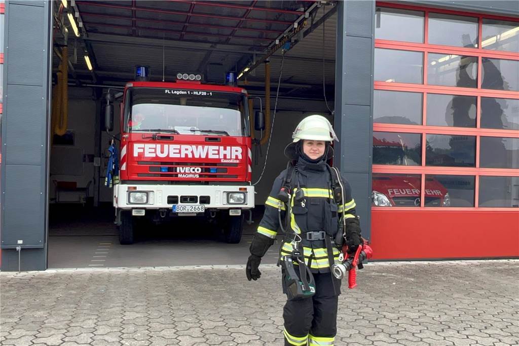 Als Laie durch die Übungsstrecke: Wie ist die Arbeit als Feuerwehrfrau? Feuerwehrfrau in Legden