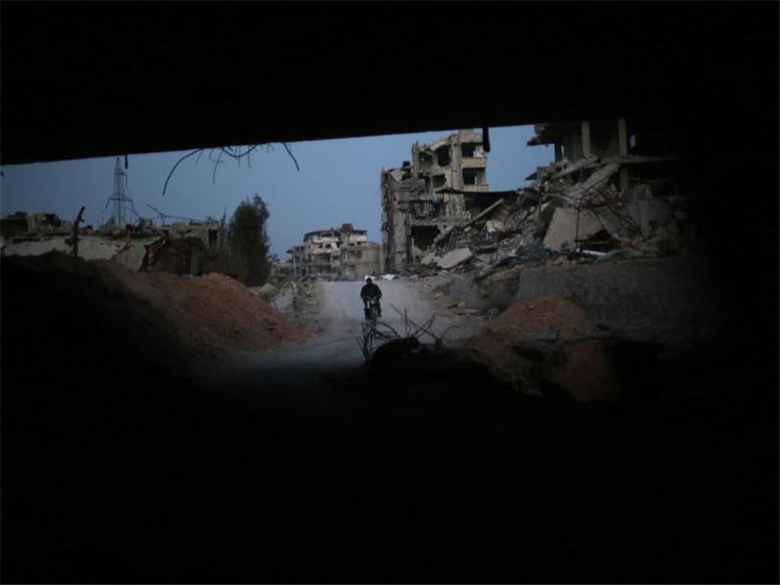 Syriens Opposition reist zu Friedensgesprächen In Zentralsyrien gehört die von Regimegegnern gehaltene Region östlich der Haupstadt zu den umkämpftesten Gebieten. Foto: Mohammed Badra