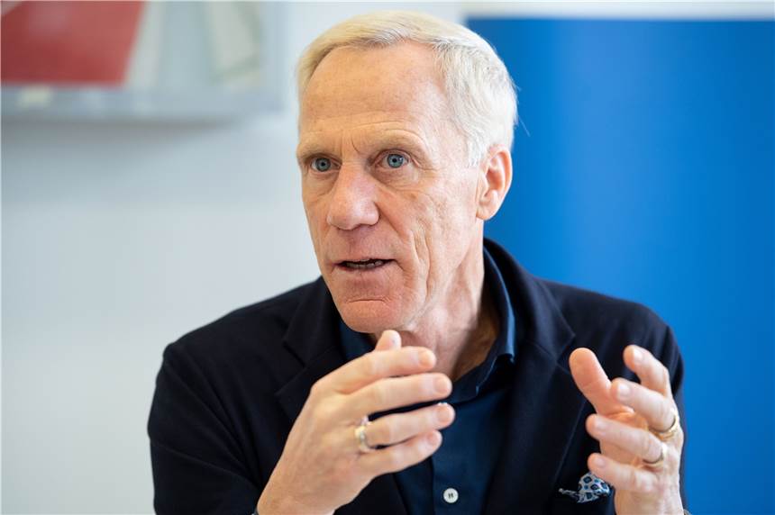 Sportwissenschaftler warnt Sportler: Corona-Erkrankung kann zum Karriereende führen Ingo Froböse, Sportwissenschaftler, warnt Sportler davor, die Folgen einer Covid-19-Erkrankung zu verharmlosen.