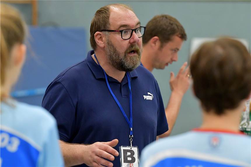 Kurioser Grund: Spiel der Handballerinnen des TV Werne ist ausgefallen Ingo Wagner und die Handballerinnen des TV Werne konnten am Wochenende doch nicht spielen.