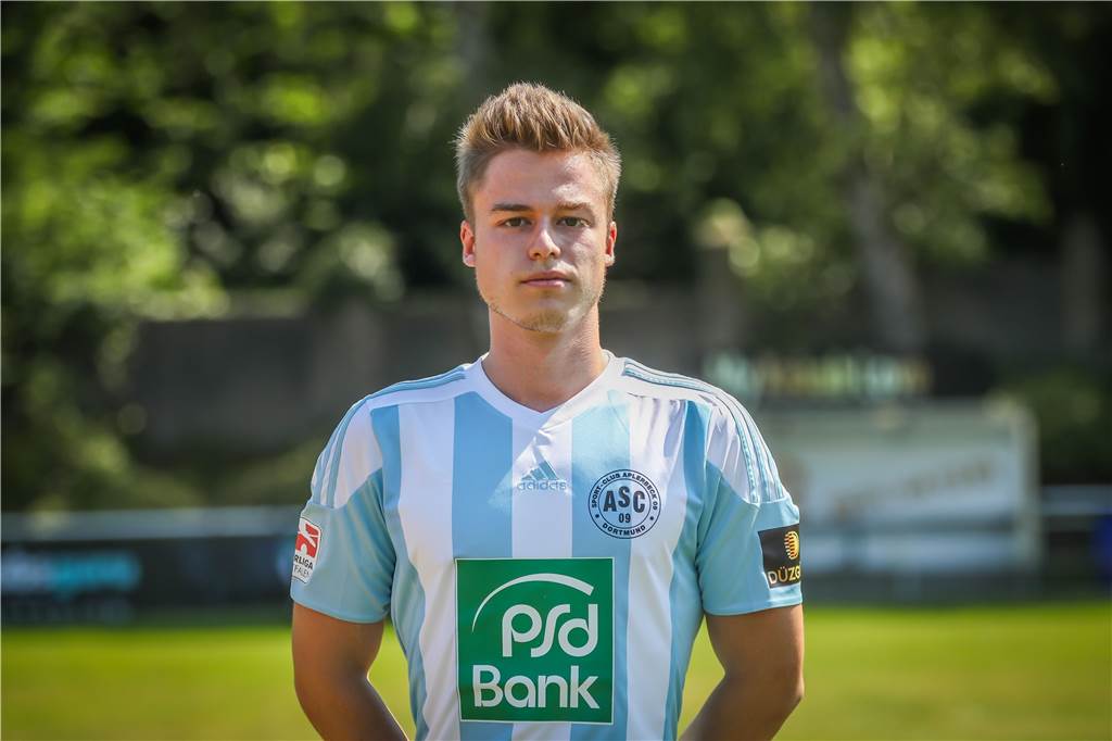 Innenverteidiger Mike Schäfer hat beim ASC verlängert.