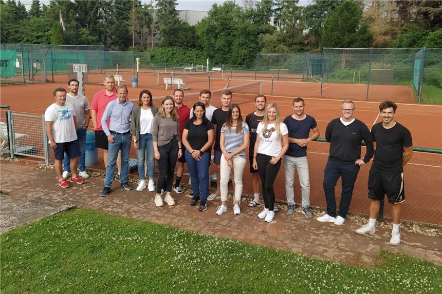 „Das kam wie ein Lauffeuer“: Hobbyturnier beim TC Blau-Weiß Werne weckt großes Interesse Insgesamt 40 Teilnehmerinnen und Teilnehmer gibt es beim Hobby-Turnier beim TC BW Werne. Ins Leben gerufen hat das Ganze Markus Schnatmann (l.).