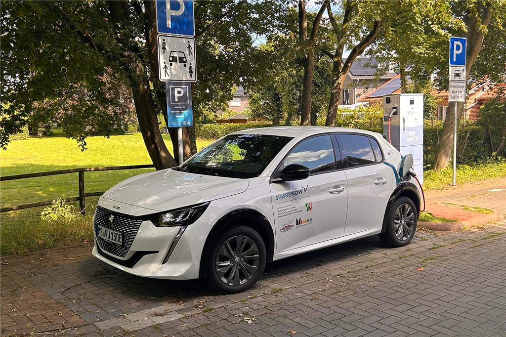 Neues Carsharing-Angebot im Test: Mit wenigen Klicks zum Auto auf Zeit Insgesamt sechs Autos umfasst das Carsharing-Angebot. Gefördert wurde das Programm mit 90.000 Euro vom Land – 80 Prozent der Anschaffungskosten.