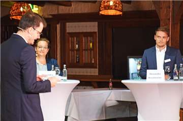 Intensiv diskutiert wurde während der Podiumsdiskussion der Münsterland Zeitung im Dorf Münsterland. Zwischen den Bundestagskandidaten entwickelte sich so mancher Schlagabtausch. 