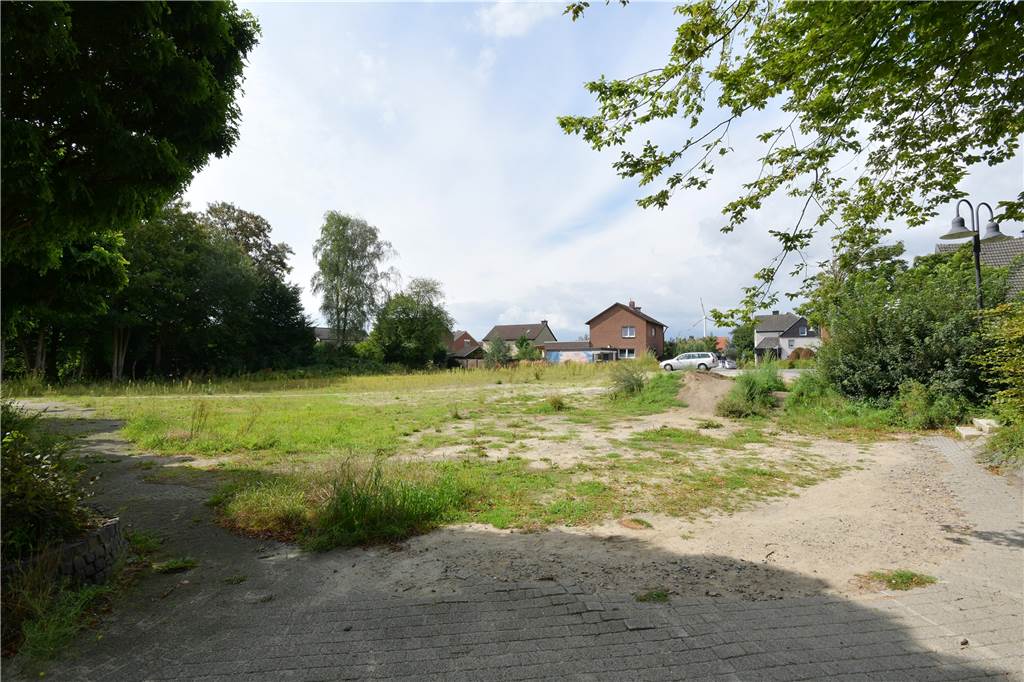 Altenheim auf Marktplatz: Caritas plant erheblich größer in Bork Inzwischen ist Gras über die Sache gewachsen: sowohl über das Baugrundstück in Bork als auch über die ursprünglichen Baupläne.