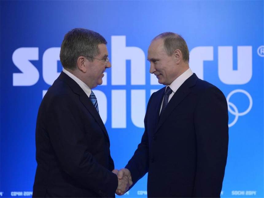 Putin eröffnet IOC-Vollversammlung IOC-Präsident Thomas Bach (l) und Wladimir Putin in Sotschi. Foto: Alexei Nikolsky