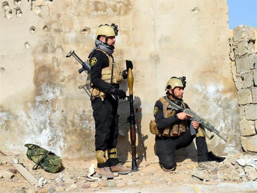 Irakische Truppen dringen in Ramadis Regierungsviertel ein Irakische Soldaten im Einsatz nahe der Stadt Ramadi. Foto: Archiv