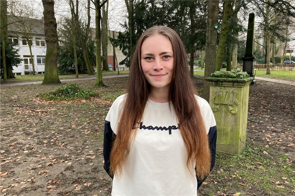 Pflege-Azubi Isabel Spannaus (19): „Ich bin kaputt, aber möchte mein Bestes geben“ Isabel Spannaus ist seit Corona nicht mehr so glücklich.