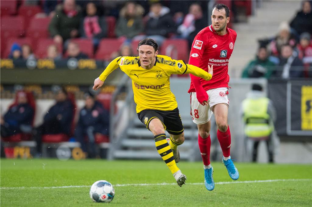 Von Mats Hummels bis Mateu Morey: So haben sich die BVB-Neuzugänge bisher geschlagen Ist beim BVB noch nicht richtig angekommen: Nico Schulz.