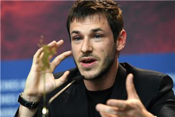 Ist das rasierte V der coolste Bart des Jahres? Gaspard Ulliel macht's vor. Foto: Jens Kalaene