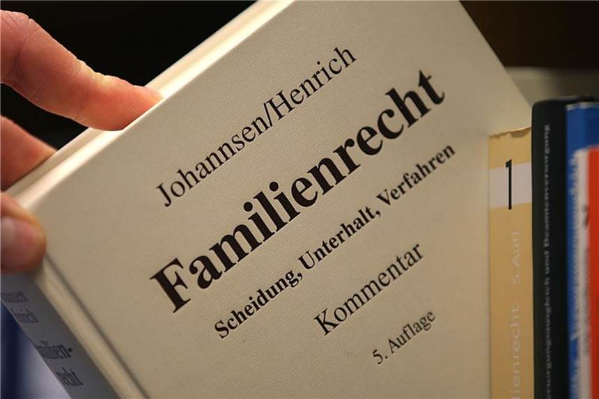 Familienrichter muss Kinder unter 14 Jahren anhören Ist der Wille und die Bindung des Kindes für die Entscheidung in einem Sorgerechtsstreit ausschlaggebend, müssen auch Kinder unter 14 Jahren angehört werden. Foto: Oliver Berg
