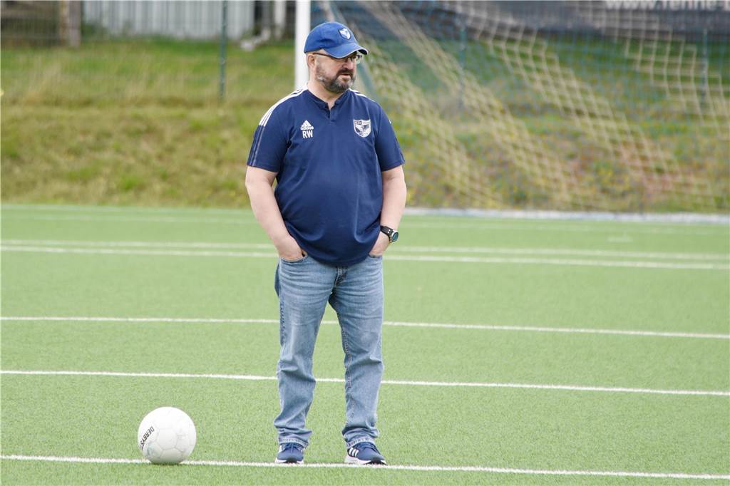 Ist froh, dass Mani Mulai auch nach seiner Trainertätigkeit in Lavesum bleibt: Fußball-Abteilungsleiter Ralf Wollinski.