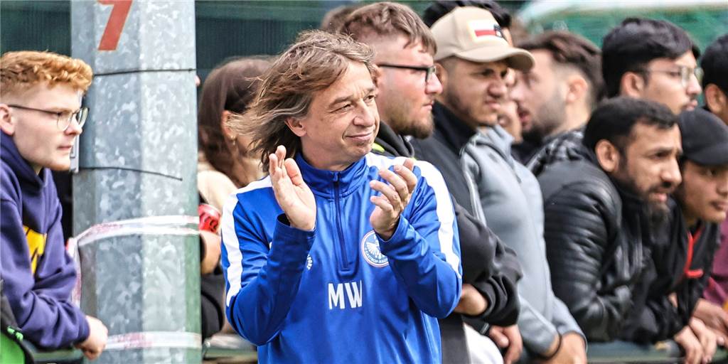 FC Castrop-Rauxel hat neuen Co-Trainer - ein von Coach Wurst gehasster Gegenspieler Michael Wurst steht beim FC Castrop-Rauxel an der Seitenlinie.