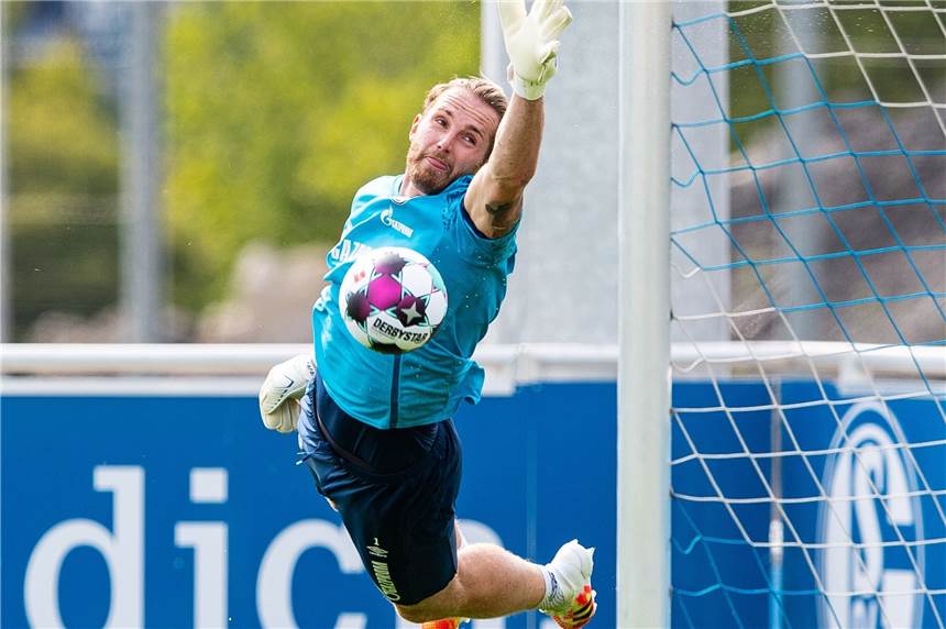 Schalke 04: Gewinner und Verlierer in der Vorbereitung Ist wieder die Nummer eins im Schalker Tor: Ralf Fährmann.
