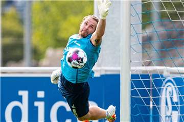 Ist wieder die Nummer eins im Schalker Tor: Ralf Fährmann.