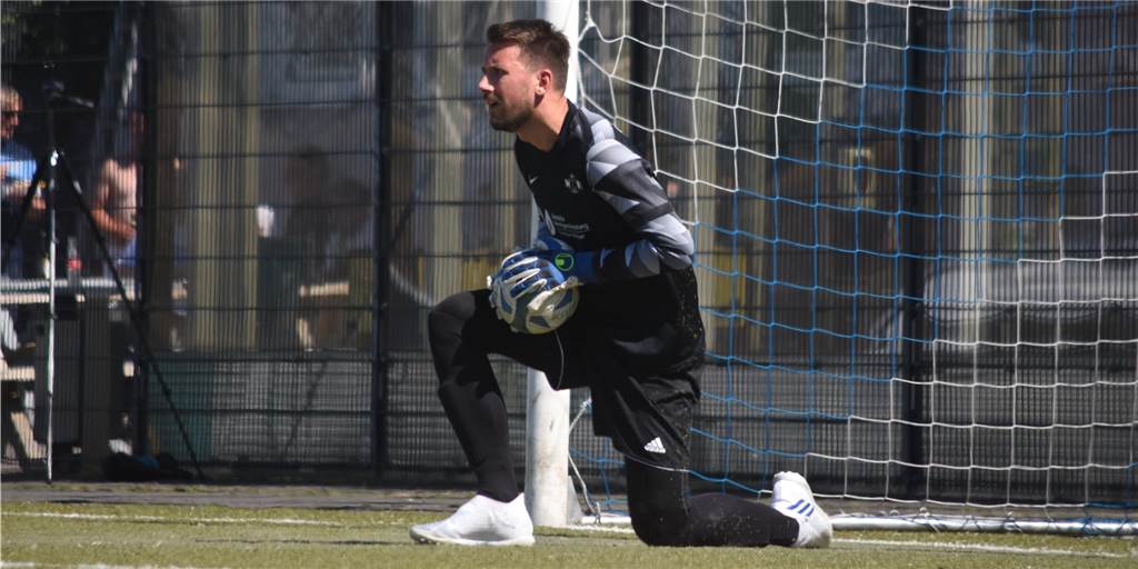 Ex-Profi Ivan Mandusic kommt von der IG Bönen zum Königsborner SV – und patzt gleich beim Debüt Ivan Mandusic steht künftig beim Königsborner SV im Tor. Der Neuzugang kam von der IG Bönen.