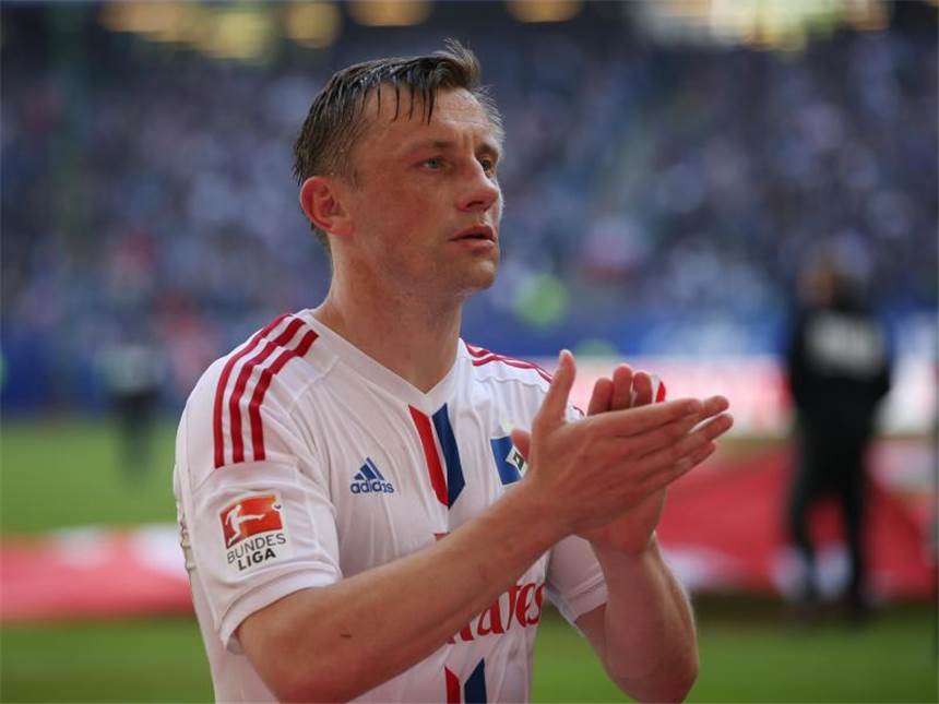 Wieder eine HSV-Saison mit viel Frust Ivica Olic sollte mit seiner Einstellung als Vorbild fungieren. Foto: Christian Charisius