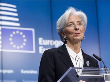 IWF-Chefin Christine Lagarde spricht in Brüssel. Foto: Thierry Monassa/Archiv